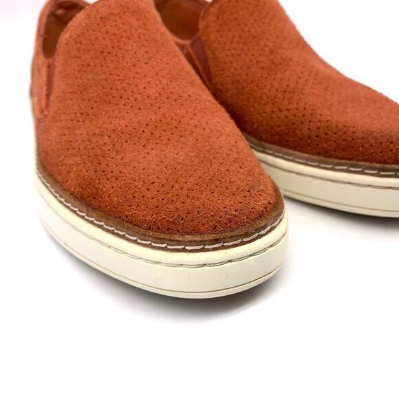 UGG Adley Perf Slip-On Sneaker 7 - Picture 3 of 10